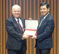 Award presentation with Professor Li-Chen Fu